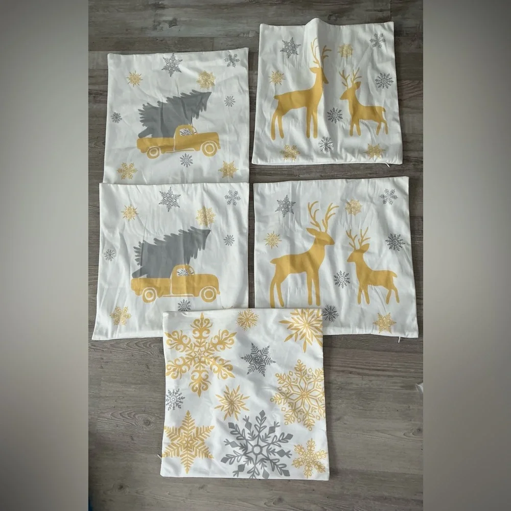 Bundle of 5 Christmas Decor  Pillow Covers🇺🇸